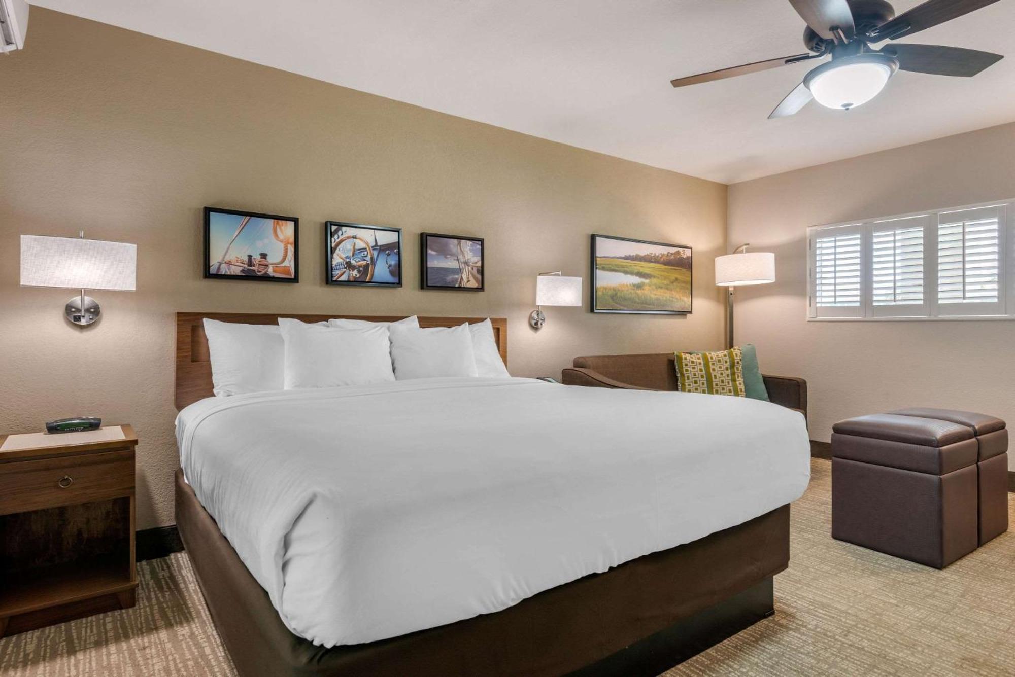 Seafarer Inn & Suites, Ascend Hotel Collection Jekyll Island Eksteriør billede